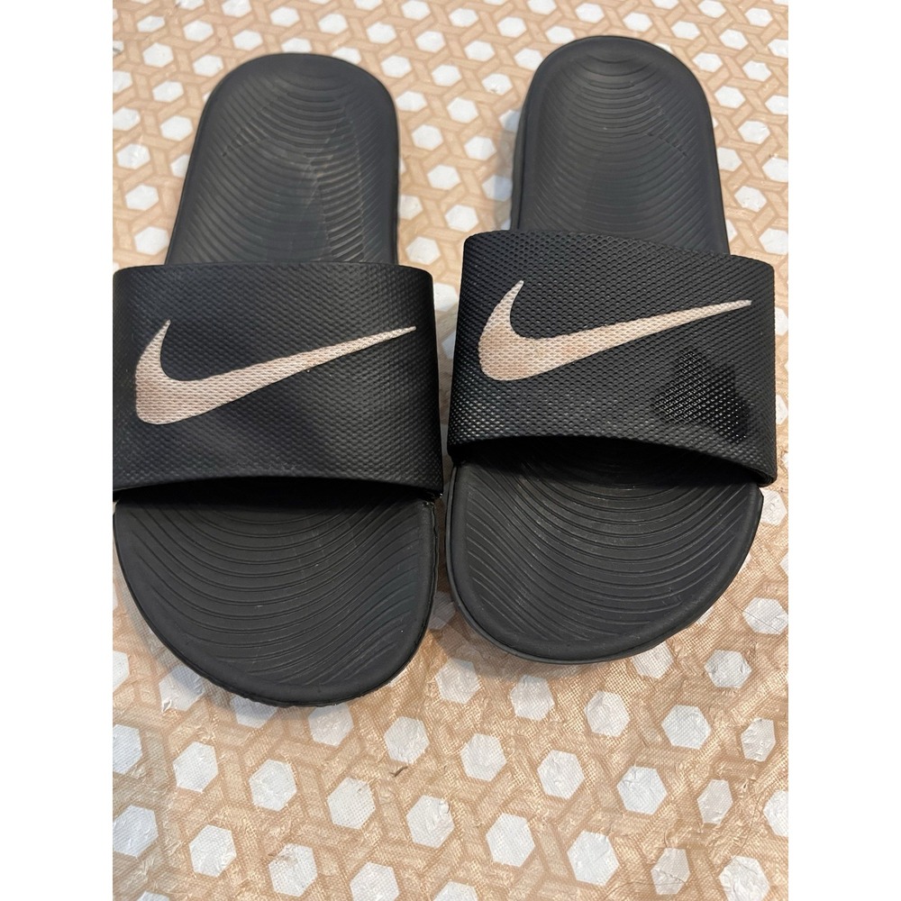 Nike Black Slides 819352-001 Boys Size 5Y